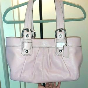 Pale pink Soho